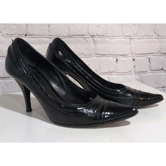 Vintage FENDI Black Patent Leather Cap Pointed Toe Heel Pumps Size 36 US 6 - Picture 1 of 16